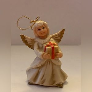 VTG Ceramic Homco Angel 3 1/8” Hanging Christmas Ornament